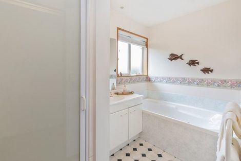 Photo of property in 20 Lexington Place, Shirley, Christchurch, 8061
