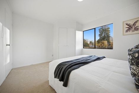 Photo of property in 1/76 Chilcott Road, Henderson, Auckland, 0612