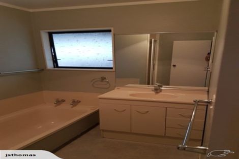 Photo of property in 44 Whiting Crescent, Greenmeadows, Napier, 4112