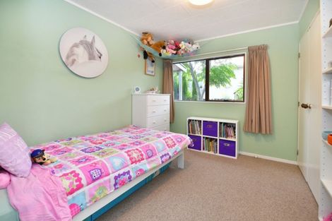 Photo of property in 4 Shadon Place, Stanmore Bay, Whangaparaoa, 0932