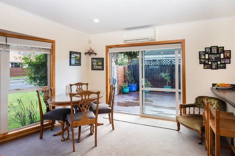 Photo of property in 1a Ludecke Place, Sockburn, Christchurch, 8042