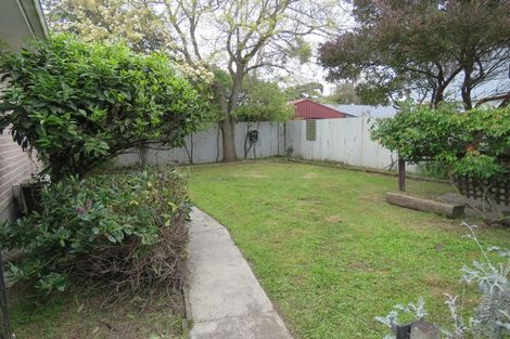 Photo of property in 2/256 Estuary Road, South New Brighton, Christchurch, 8062