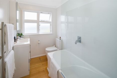 Photo of property in 21 Thane Road, Roseneath, Wellington, 6011