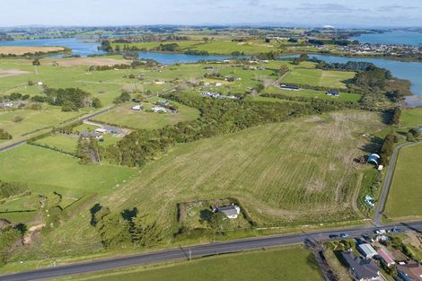 Photo of property in 41 Wharf Road, Clarks Beach, Pukekohe, 2679