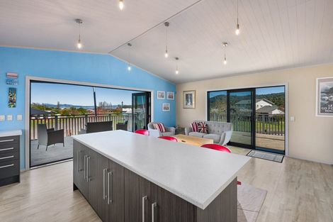Photo of property in 136 Lisland Drive, Kinloch, Taupo, 3377