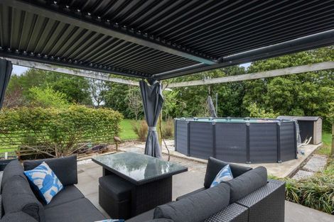 Photo of property in 1098 Queen Street East, Levin, 5571