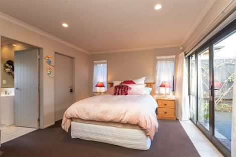 Photo of property in 14 Tarrango Way, Rototuna, Hamilton, 3210