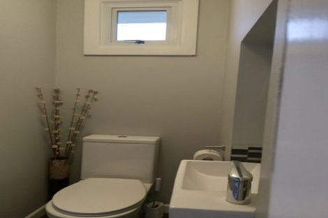 Photo of property in 1 Denton Street, Gore, 9710