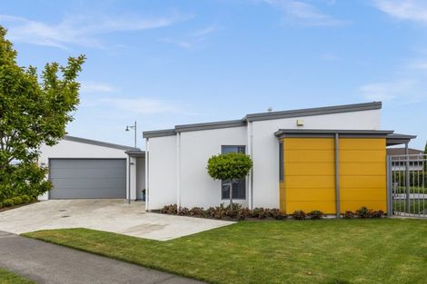 Photo of property in 1 Rotoiti Way, Poraiti, Napier, 4112