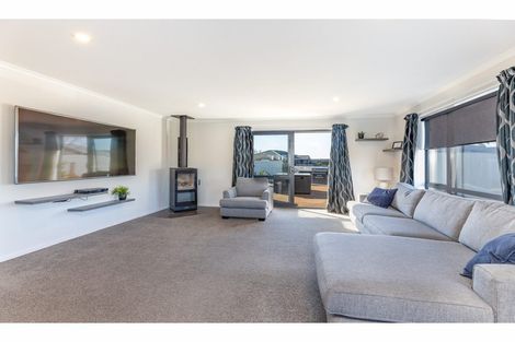 Photo of property in 15 Foxton Drive, Kaiapoi, 7630