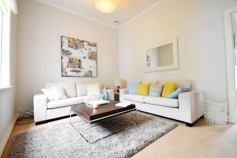 Photo of property in 28 Cardwell Street, Onehunga, Auckland, 1061