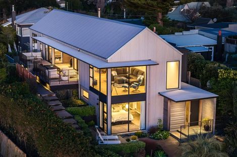 Photo of property in 15 Karekare Road, Raumati South, Paraparaumu, 5032