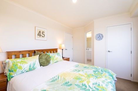 Photo of property in 3 Waitaha Place, Clive, 4102