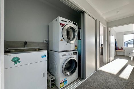Photo of property in 21d Nellie Drive, Kumeu, 0810
