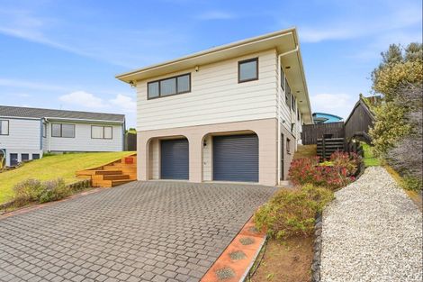 Photo of property in 52 Treadwell Street, Springvale, Whanganui, 4501