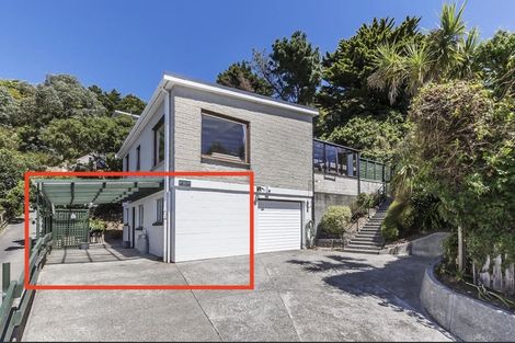 Photo of property in 18 Southern Cross Crescent, Island Bay, Wellington, 6023