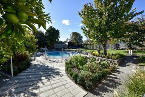 Photo of property in 2 Rahiwi Place, Lansdowne, Masterton, 5810