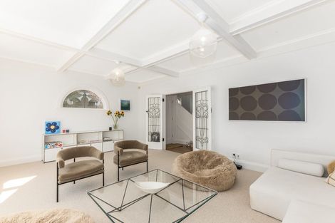 Photo of property in 103 Muritai Road, Eastbourne, Lower Hutt, 5013