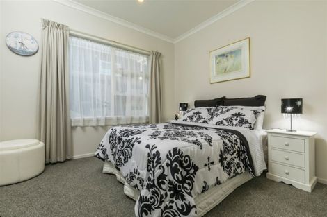 Photo of property in 7 Waiarohia Place, Hobsonville, Auckland, 0616