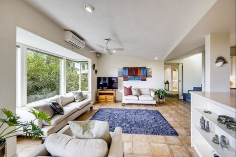Photo of property in 2 Coleman Terrace, Hospital Hill, Napier, 4110