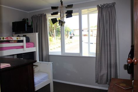 Photo of property in 21 Montgomery Avenue, Onerahi, Whangarei, 0110