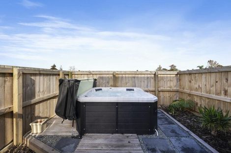 Photo of property in 29 Weka Street, Mangawhai, 0505