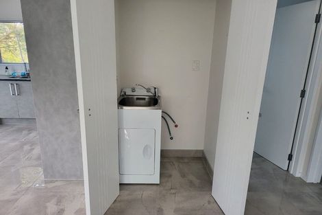 Photo of property in 12 Mallard Place, Unsworth Heights, Auckland, 0632