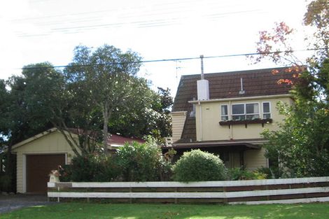 Photo of property in 53 Puriri Road, Waikanae, 5036