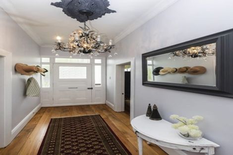 Photo of property in 79 North Avon Road, Richmond, Christchurch, 8013