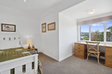 Photo of property in 53 Seaview Road, Paremata, Porirua, 5024