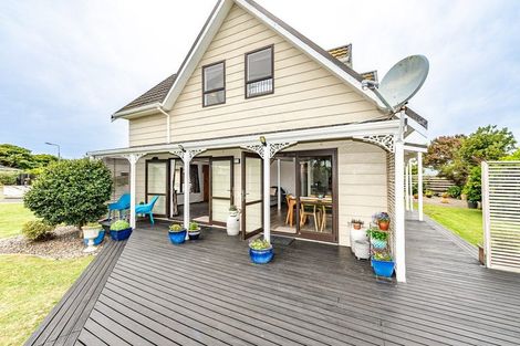 Photo of property in 18 Warwick Place, Springvale, Whanganui, 4501