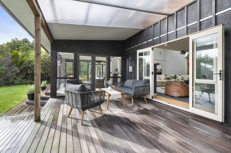 Photo of property in 268 Turitea Road, Turitea, Palmerston North, 4472