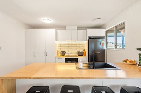 Photo of property in 2/9 Bonar Place, Woolston, Christchurch, 8062