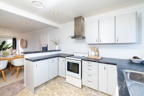 Photo of property in 3/16 Charles Street, Westshore, Napier, 4110