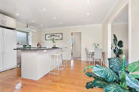 Photo of property in 5 Adriatic Avenue, Henderson, Auckland, 0612