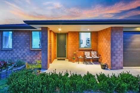 Photo of property in 98 Helenslee Road, Pokeno, 2472