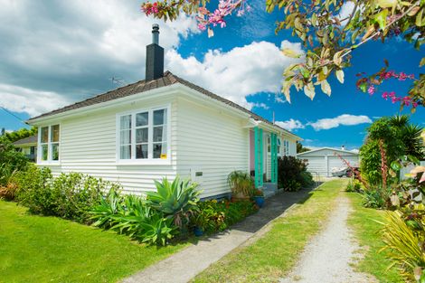 Photo of property in 32 Grafton Road, Te Hapara, Gisborne, 4010