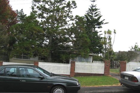 Photo of property in 35 Saffron Street, Birkdale, Auckland, 0626