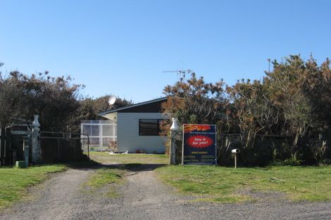 Photo of property in 29 Te Kiri Street, Himatangi Beach, Foxton, 4891