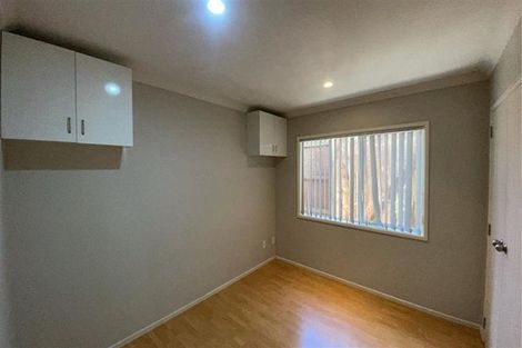 Photo of property in 18 Corrofin Drive, East Tamaki, Auckland, 2013