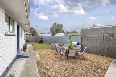 Photo of property in 8 Gibbs Drive, Woodend, 7610