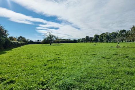 Photo of property in 275 Kimberley Road, Levin, 5571