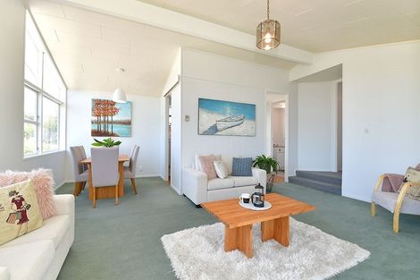 Photo of property in 15 Snells Beach Road, Snells Beach, 0920