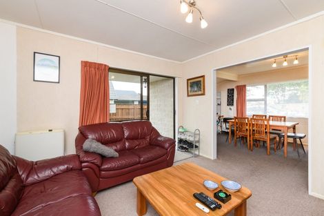 Photo of property in 9 Charisma Court, Kelvin Grove, Palmerston North, 4414
