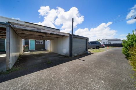 Photo of property in 2/45 Kenderdine Road, Papatoetoe, Auckland, 2025