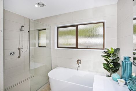 Photo of property in 6 Kowhai Place, Pukekohe, 2120