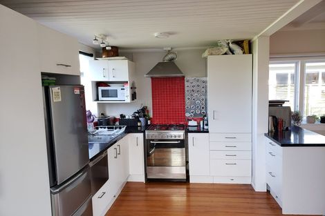 Photo of property in 18 Princes Street, Fitzroy, New Plymouth, 4312