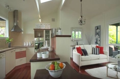 Photo of property in 7 Tranquil Glade, Hillcrest, Auckland, 0627