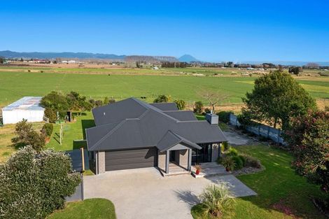 Photo of property in 21 Aerodrome Road, Thornton, Whakatane, 3191