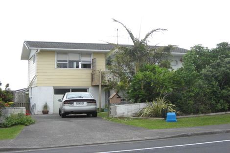 Photo of property in 1000 Whangaparaoa Road, Tindalls Beach, Whangaparaoa, 0930
